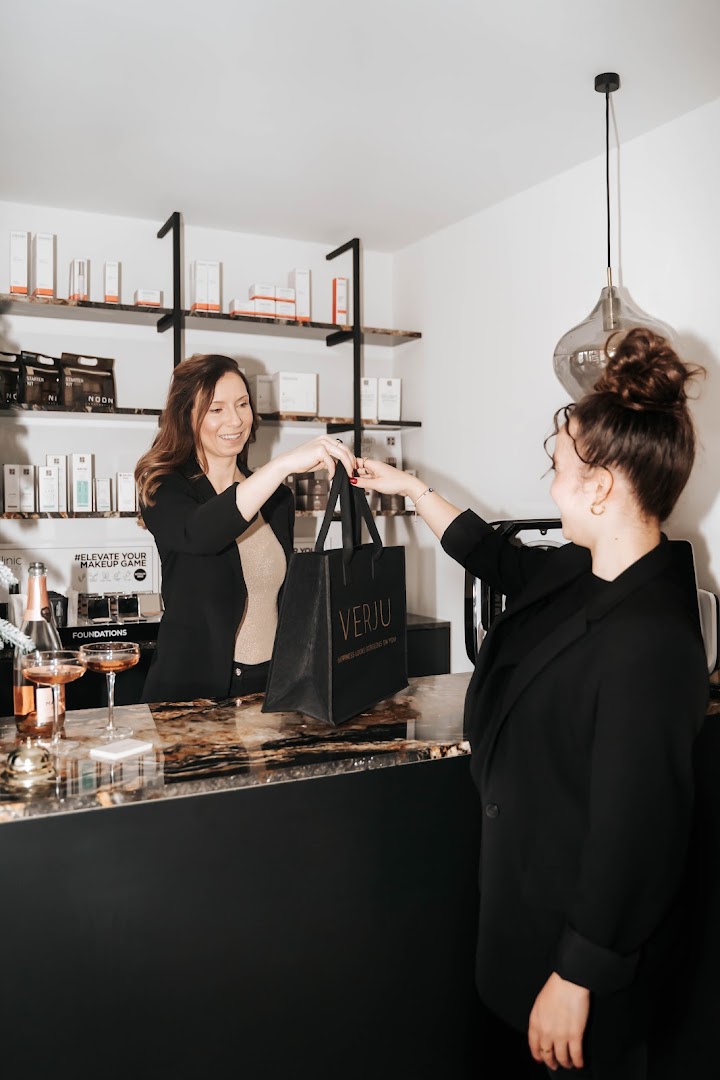 Foto van Verju Aesthetics in Oud-Turnhout — Schoonheidssalon (foto 1)