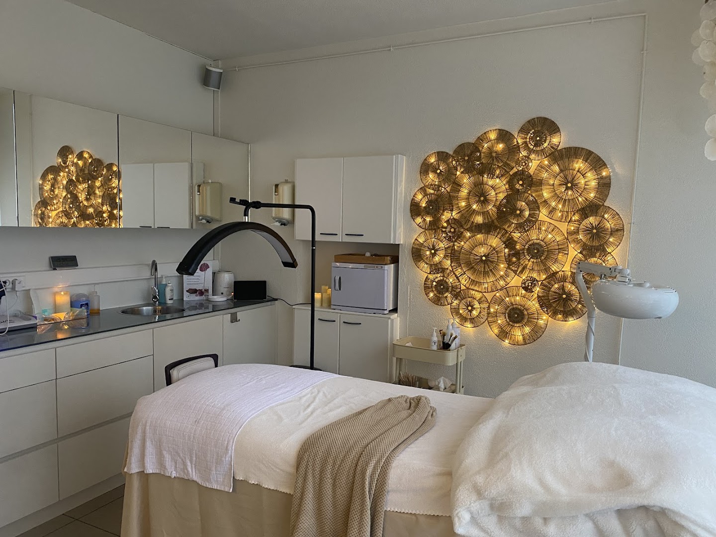 Foto van Zendi | Medisch-esthetische praktijk Genk in Genk — Medisch centrum (foto 3)
