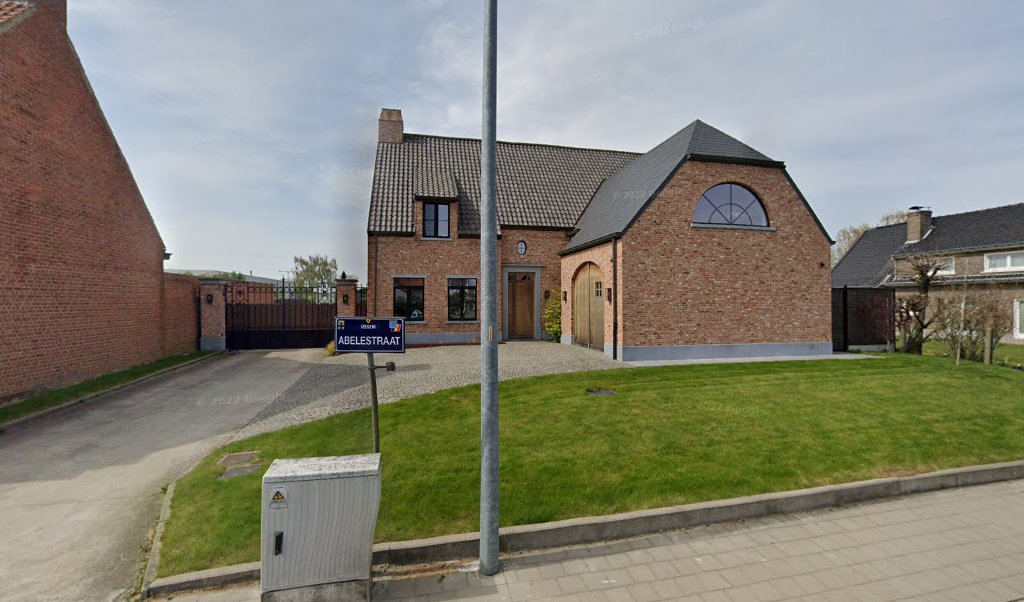 Foto van Sartelet in Izegem, Dakwerker