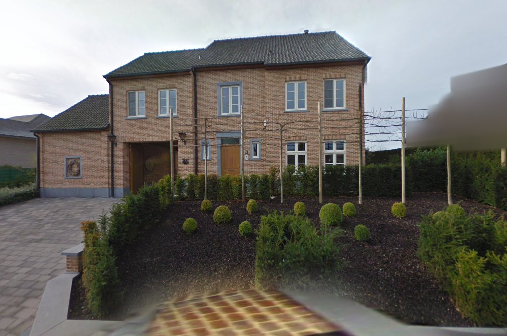 Foto van Dakwerken De Raes-leemans in Roosdaal, Dakdekker