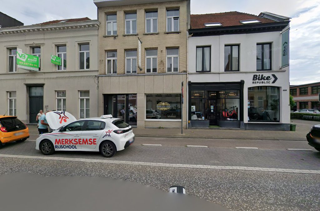Foto van GVT Daksystemen in Wijnegem, Dakwerker