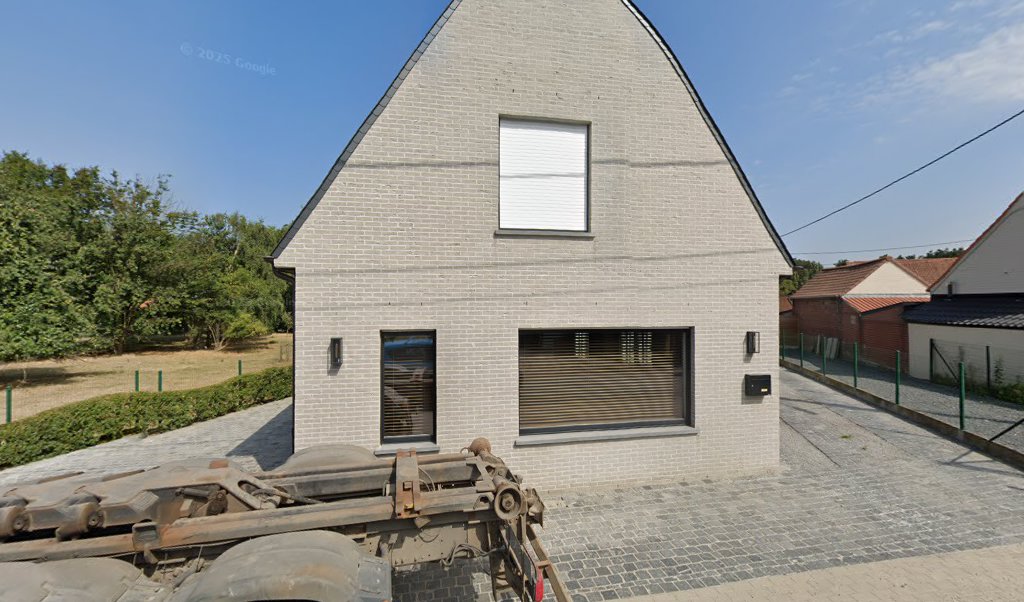 Foto van Vandendriessche / Miguel in Tielt, Dakdekker