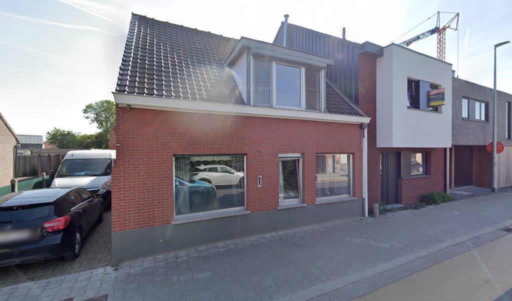 Foto van Dakwerken Steenssens in Stekene, Dakwerker