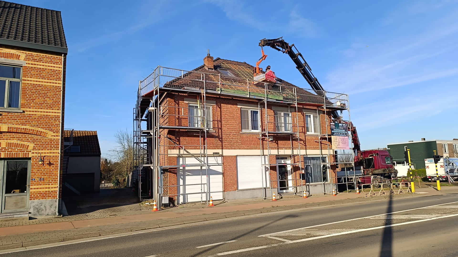 Foto van Dakwerken Sammy Mariën BVBA in Begijnendijk — Dakdekker (foto 3)