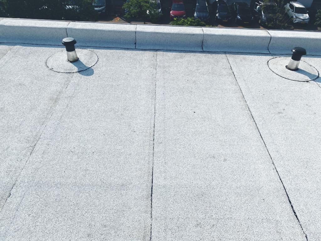 Foto van Veen Daktechniek in Zwijndrecht — Dakdekker Foto van Veen Daktechniek in Zwijndrecht — Dakdekker