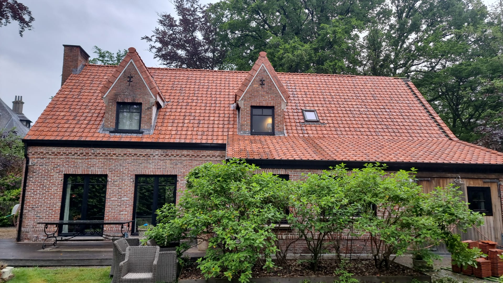 Foto van AA Dakwerken in Antwerpen — Dakdekker Foto van AA Dakwerken in Antwerpen — Dakdekker