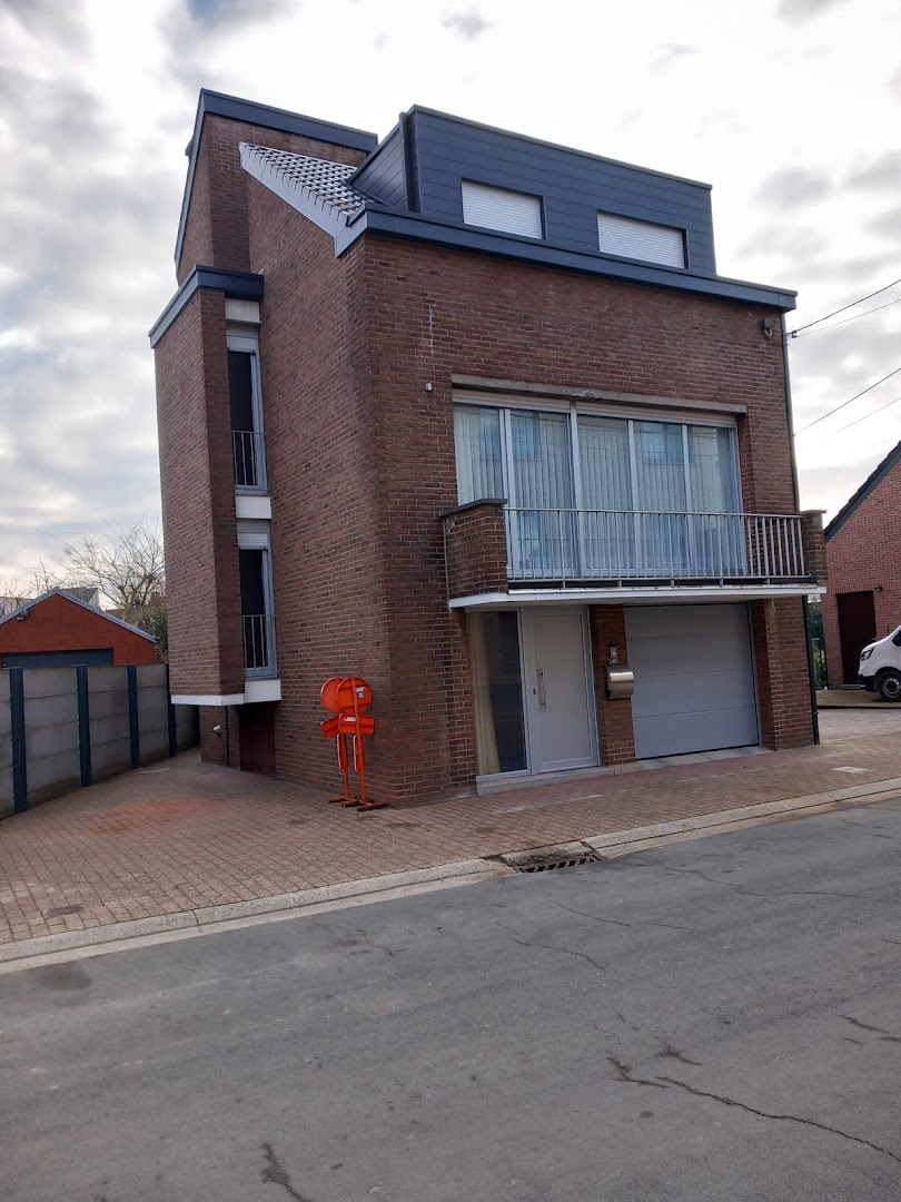 Foto van Optek | Dak- en bouwwerken in Opwijk — Dakdekker Foto van Optek | Dak- en bouwwerken in Opwijk — Dakdekker