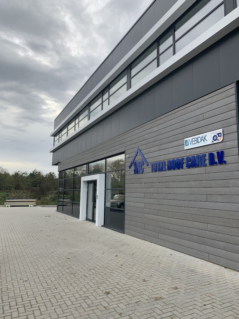 Foto van Total Roof Care B.V. in Zwijndrecht — Dakdekker Foto van Total Roof Care B.V. in Zwijndrecht — Dakdekker