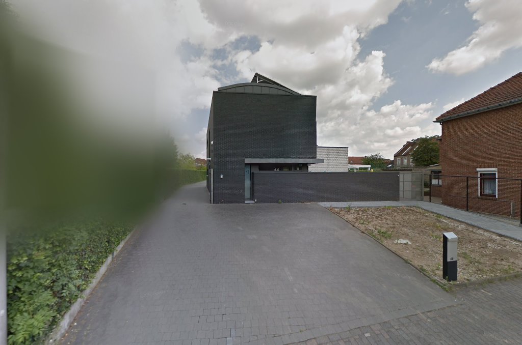 Foto van Kuypers Filip &C° Bvba in Maasmechelen — Dakdekker Foto van Kuypers Filip &C° Bvba in Maasmechelen — Dakdekker