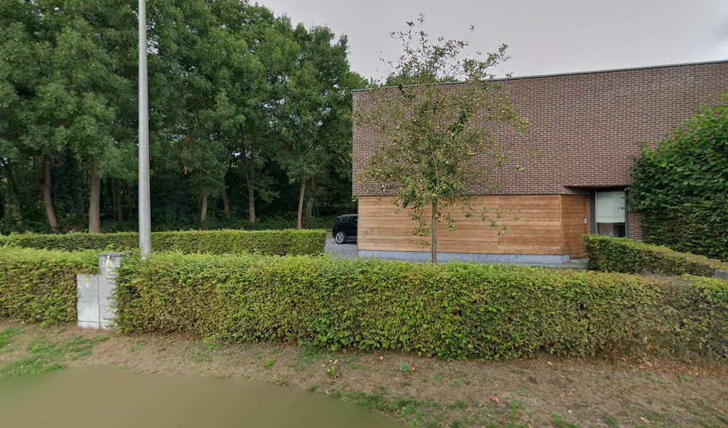 Foto van Dakwerken Kreemers in Diepenbeek — Dakdekker Foto van Dakwerken Kreemers in Diepenbeek — Dakdekker