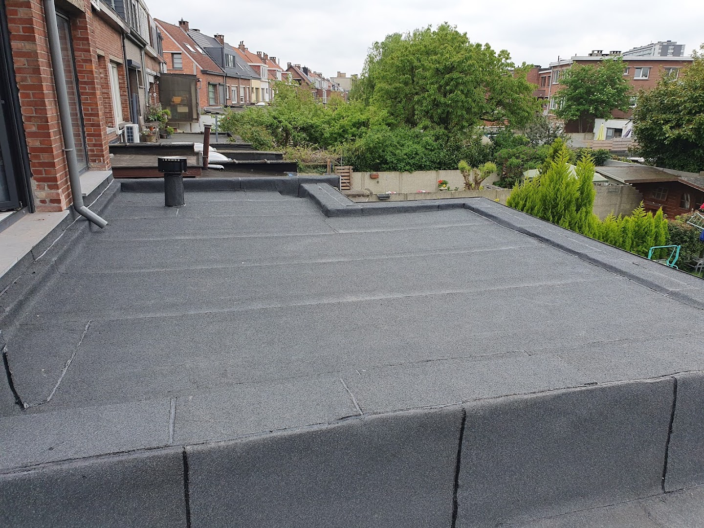 Foto van PLAT DAK WERKEN Roofit in Antwerpen — Dakdekker (foto 3)