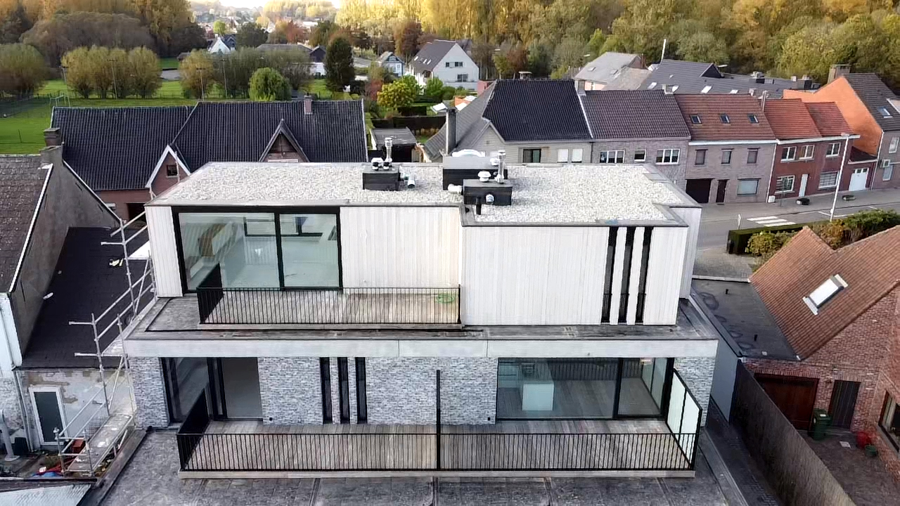 Foto van Walfrabouw | dé plat dak specialist in EPDM voor nieuwbouw & renovaties in Damme — Dakdekker Foto van Walfrabouw | dé plat dak specialist in EPDM voor nieuwbouw & renovaties in Damme — Dakdekker