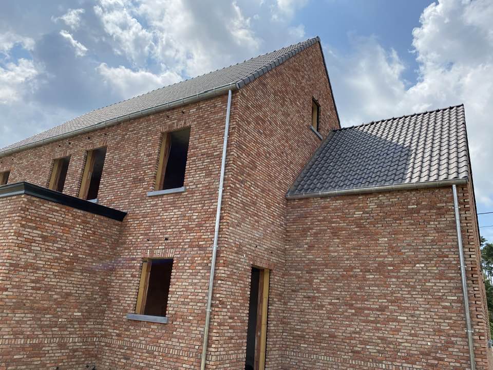 Foto van Jef Vekemans Algemene Dakwerken & Schrijnwerkerij in Herselt — Dakdekker (foto 2)