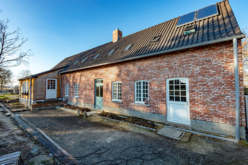 Foto van DFR Dakwerken Waregem — Dakdekker (foto 2)