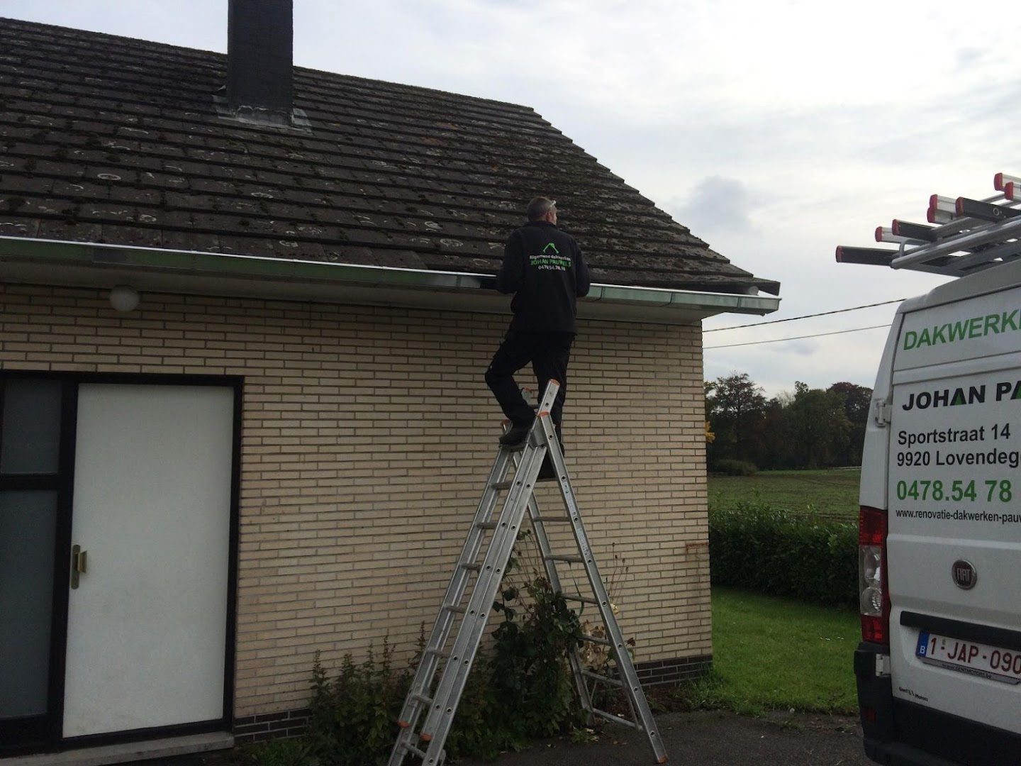 Foto van Pauwels Dakwerken in Lievegem — Dakdekker (foto 3)