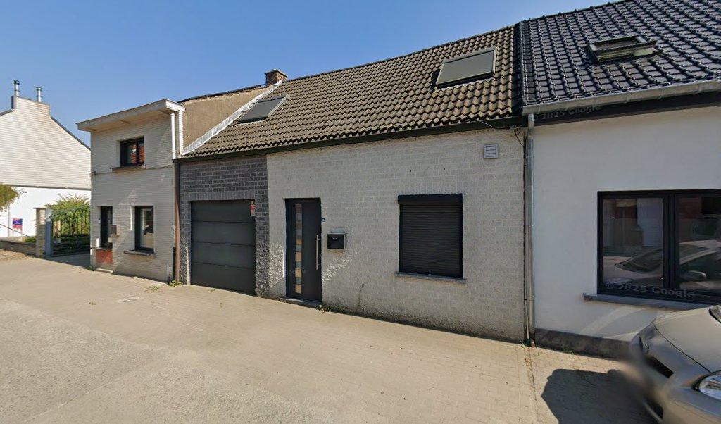 Foto van Dakwerken Saerens Bart & Brent in Lebbeke — Dakdekker Foto van Dakwerken Saerens Bart & Brent in Lebbeke — Dakdekker