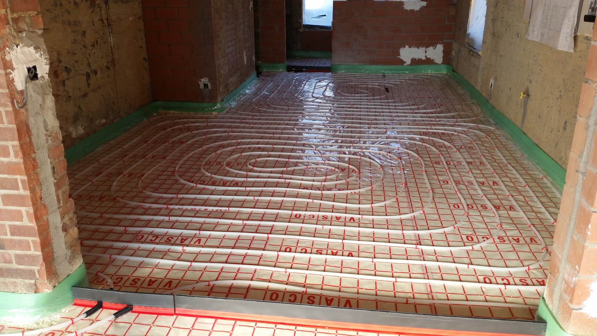 Foto van Renovatiewerken Decock in Deerlijk — Installatiebedrijf Foto van Renovatiewerken Decock in Deerlijk — Installatiebedrijf