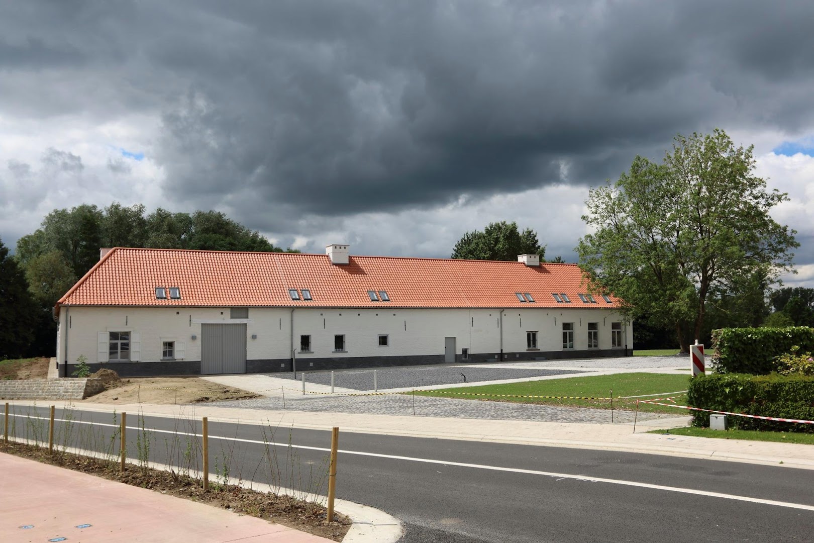 Foto van Dakwerken W. De Wispelaere in Dilbeek — Dakdekker Foto van Dakwerken W. De Wispelaere in Dilbeek — Dakdekker