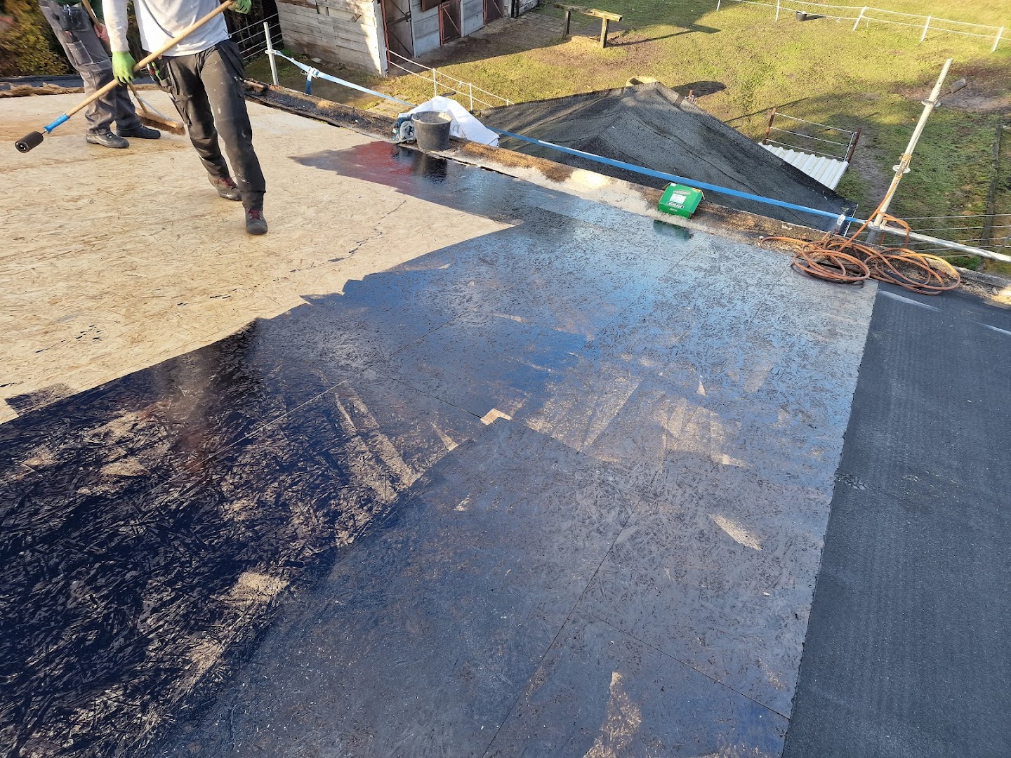 Foto van TBM Dakwerken Bosmans in Hechtel-Eksel — Dakdekker (foto 2)