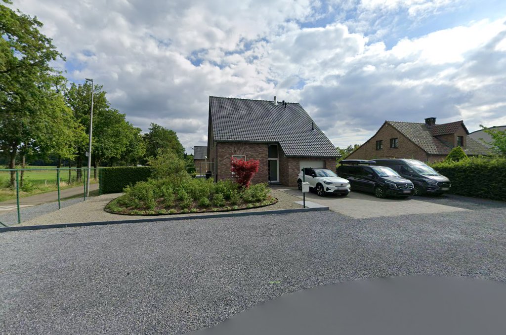 Foto van Dak- en zinkwerken Valkeneers in Hasselt — Dakdekker (foto 3)