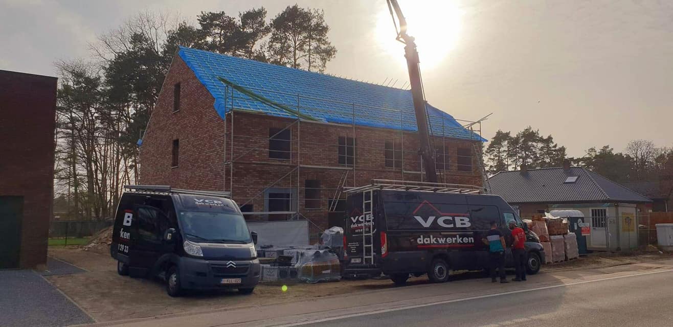 Foto van VCB dakwerken BV in Geetbets — Dakdekker Foto van VCB dakwerken BV in Geetbets — Dakdekker