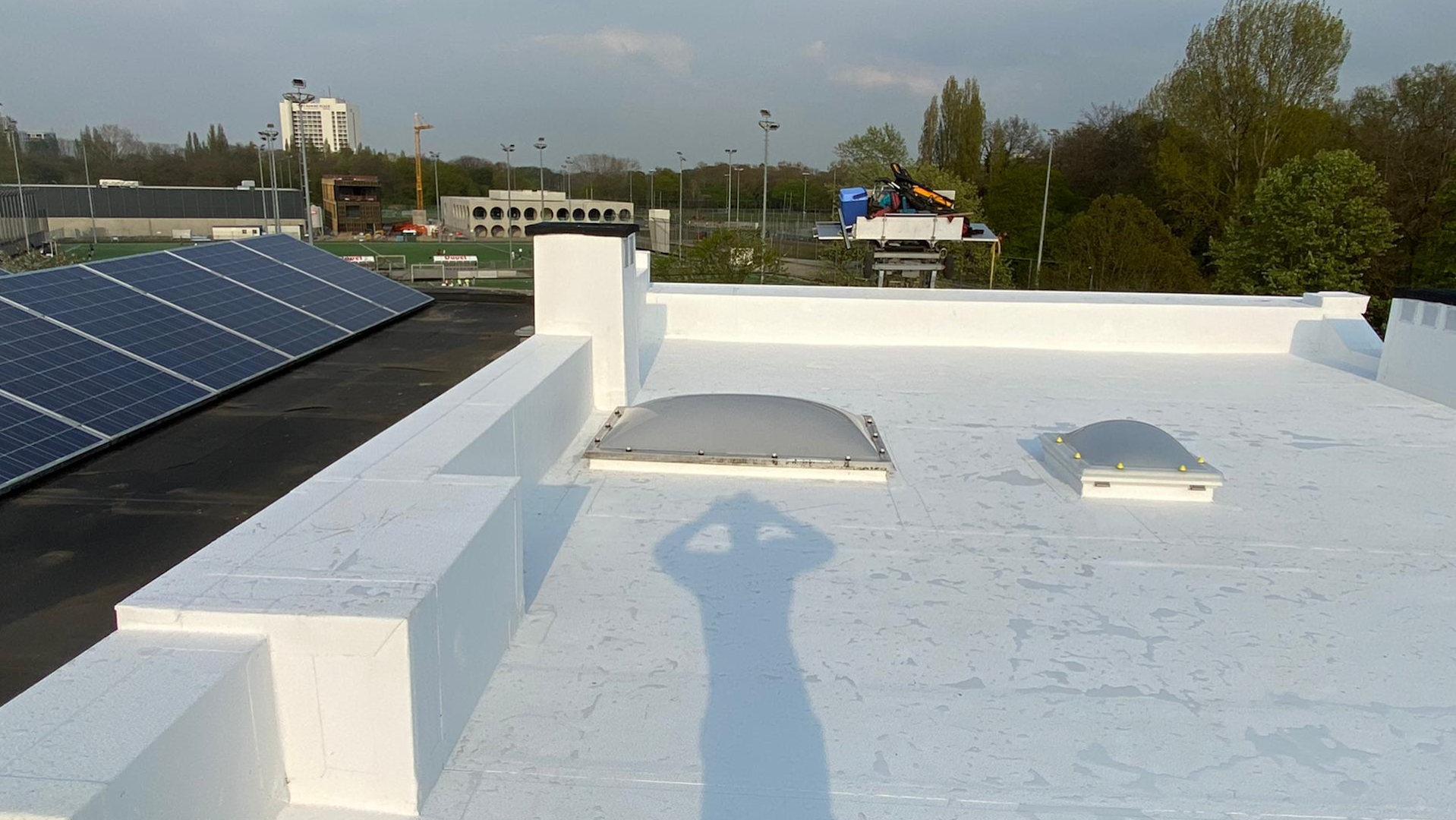 Foto van A12 Dakwerken in Antwerpen — Dakdekker Foto van A12 Dakwerken in Antwerpen — Dakdekker