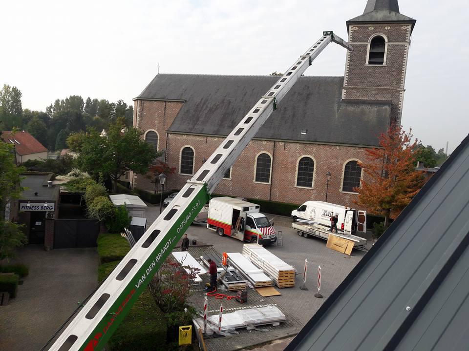 Foto van Dakwerken Van den Brandt bvba in Kampenhout — Dakdekker (foto 3)