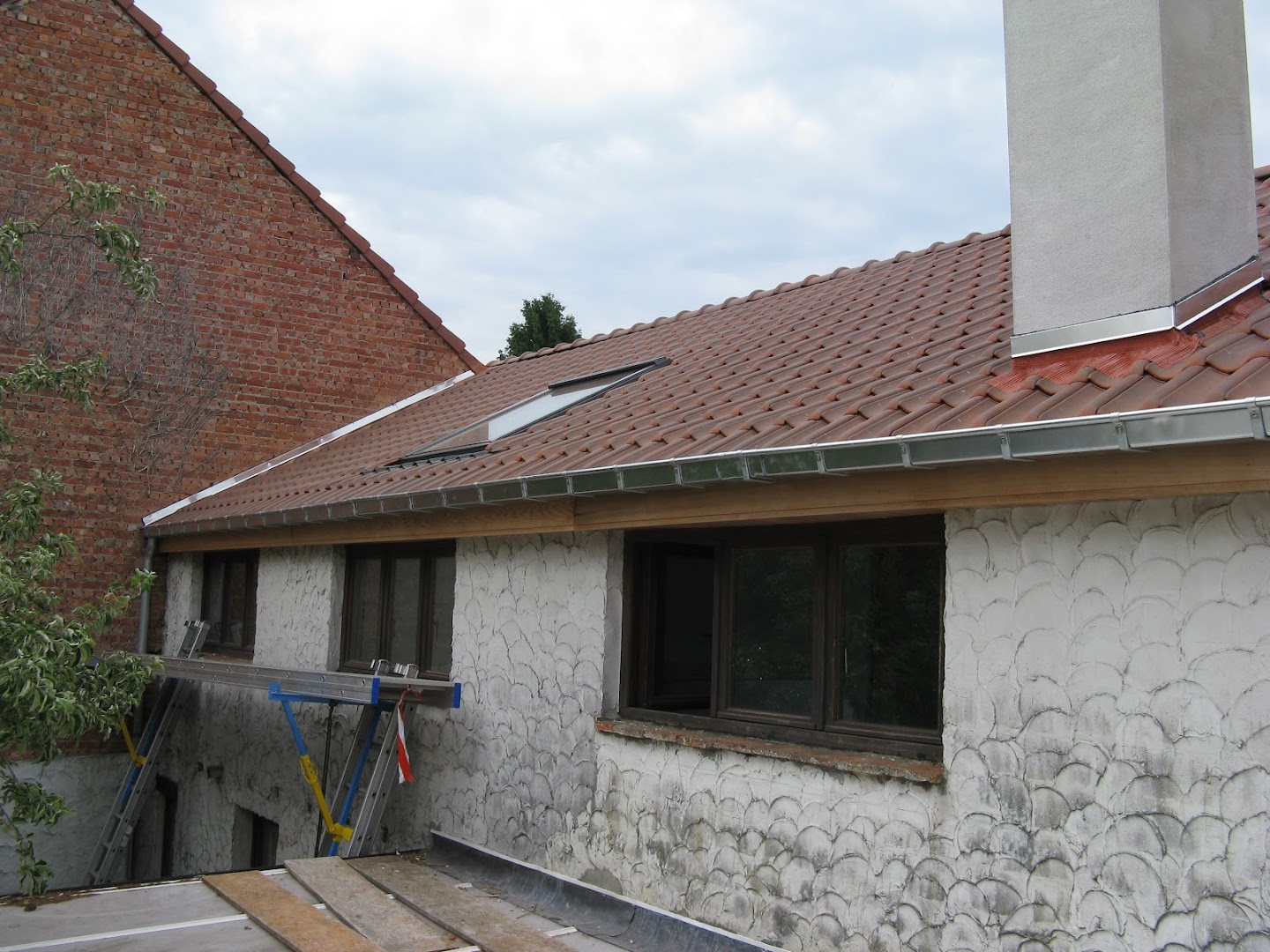 Foto van Algemene Dak En Plastiekwerken H. in Kontich — Dakdekker (foto 2)