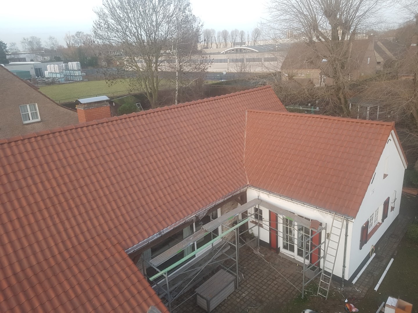 Foto van Algemene Dakwerken Dirk Depraetere BV in Waregem — Dakdekker (foto 2)