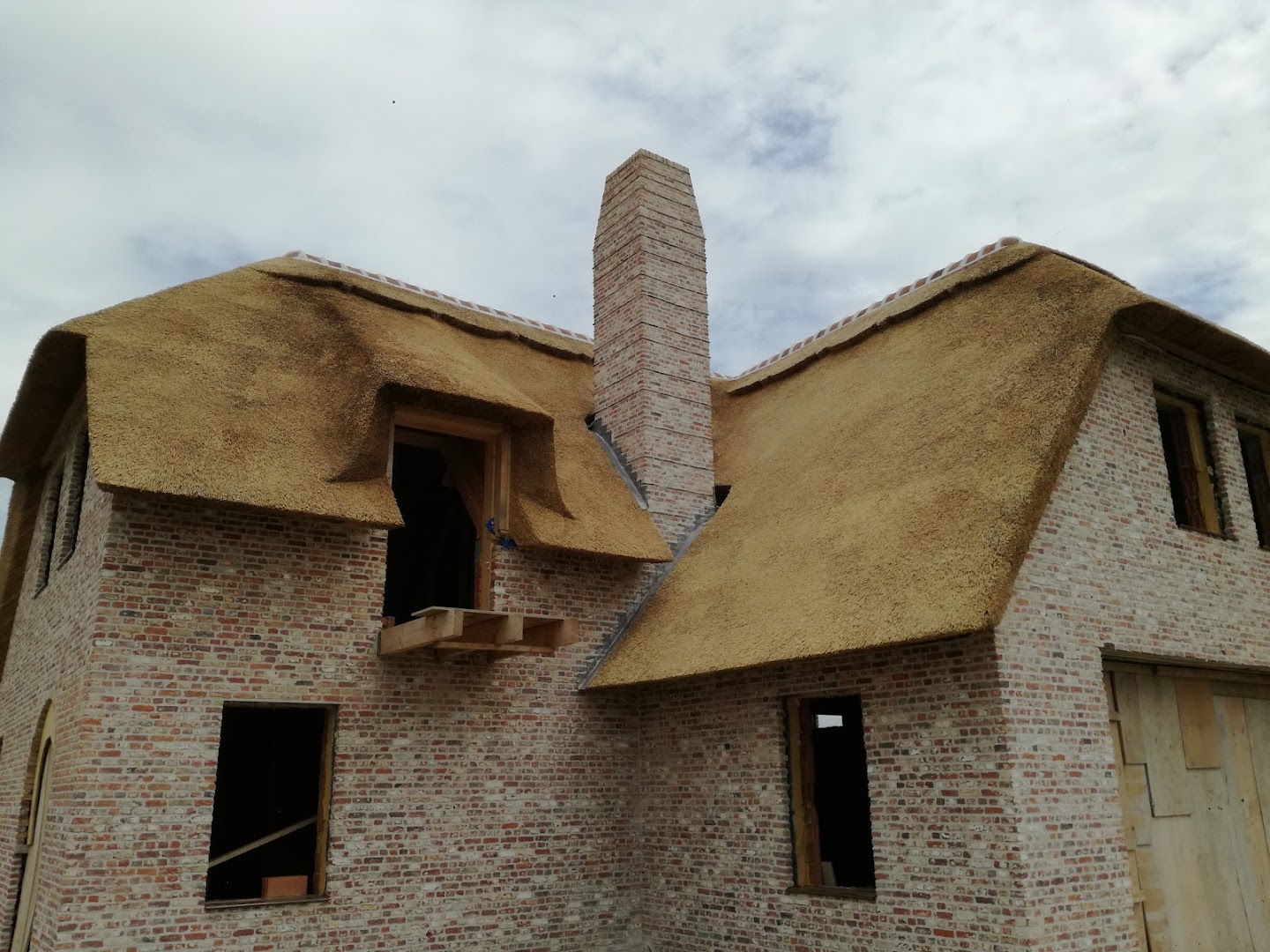 Foto van Rieten daken Driessens in Ardooie — Dakdekker (foto 2)