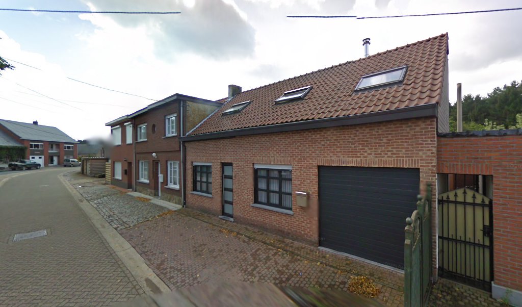 Foto van Van Kesbeeck / Gunther in Grobbendonk — Dakdekker Foto van Van Kesbeeck / Gunther in Grobbendonk — Dakdekker