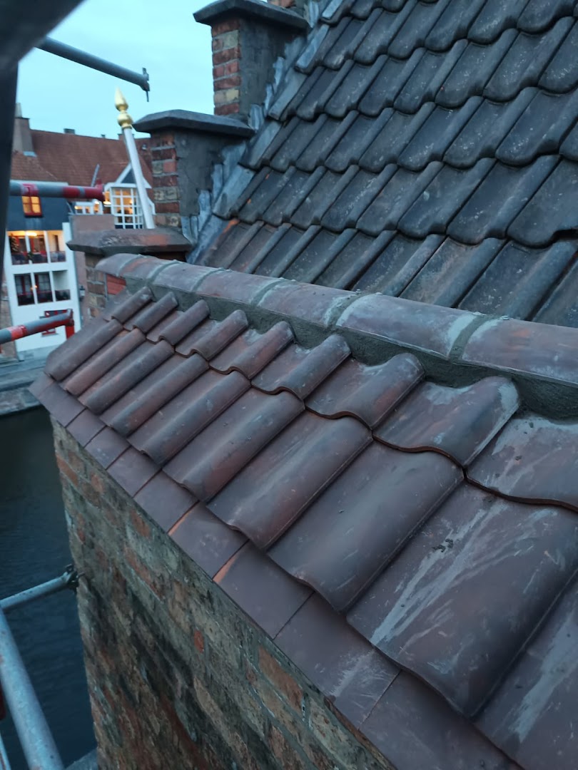 Foto van Dakwerken Vandewalle Thomas in Torhout — Dakdekker (foto 2)