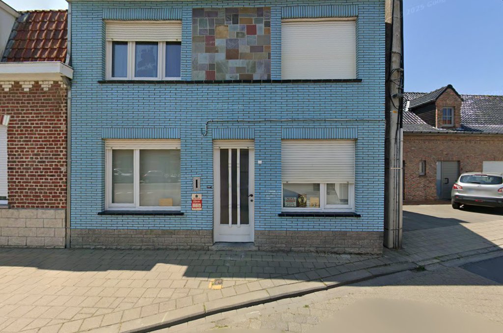 Foto van Dak- & Schrijnwerken Cneudt in Wervik — Dakdekker (foto 2)
