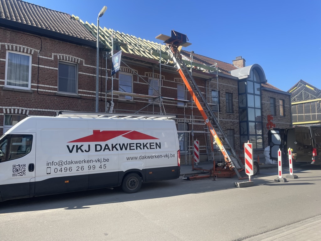 Foto van VKJ Dakwerken BV in Berlaar — Dakdekker (foto 3)