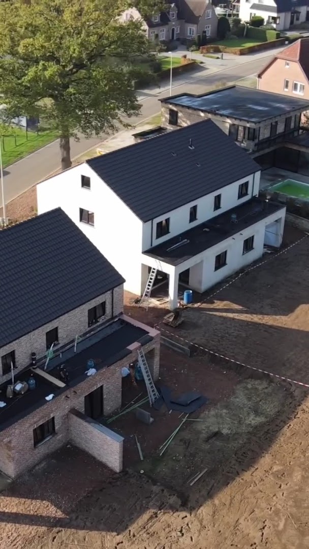 Foto van HNS Dakwerken in Heusden-Zolder — Dakdekker (foto 2)