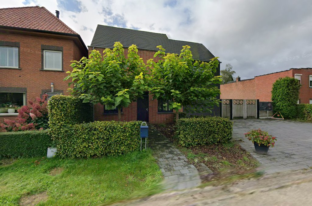 Foto van HartDak in Hoogstraten — Dakdekker Foto van HartDak in Hoogstraten — Dakdekker