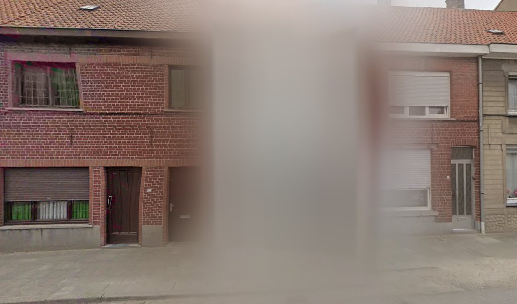 Foto van Detailleur Dakwerken in Izegem — Dakdekker Foto van Detailleur Dakwerken in Izegem — Dakdekker