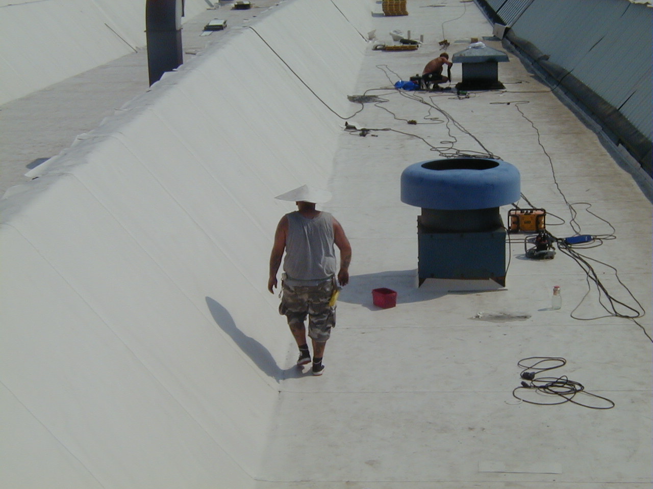 Foto van Construmat Roof Service in Mortsel — Winkel voor dakdekkersbenodigdheden (foto 3)