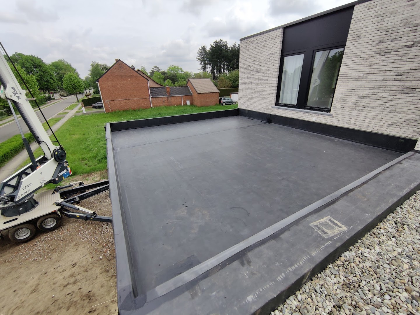 Foto van Fema dakwerken bv — Dakdekker Foto van Fema dakwerken bv — Dakdekker