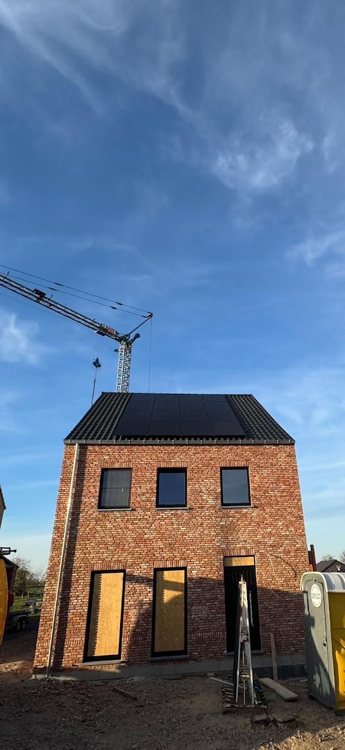 Foto van NEXUS KONSTRUCT BVBA in Bree — Dakdekker (foto 2)