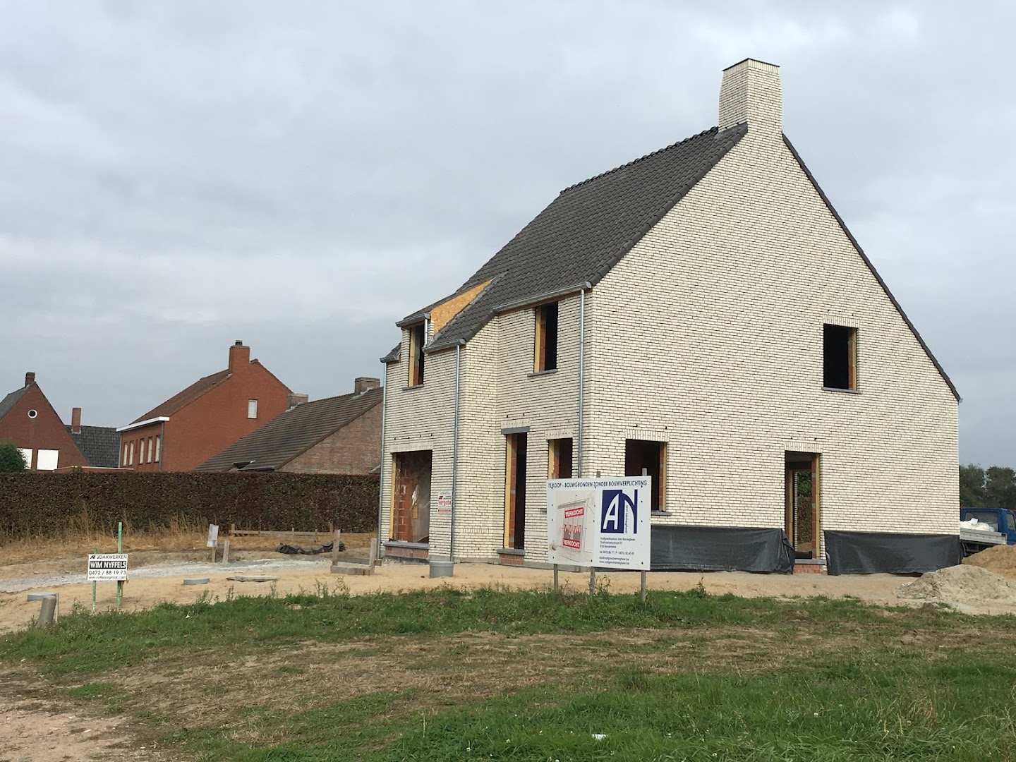 Foto van Dakwerken Nyffels Wim in Oostrozebeke — Dakdekker (foto 2)