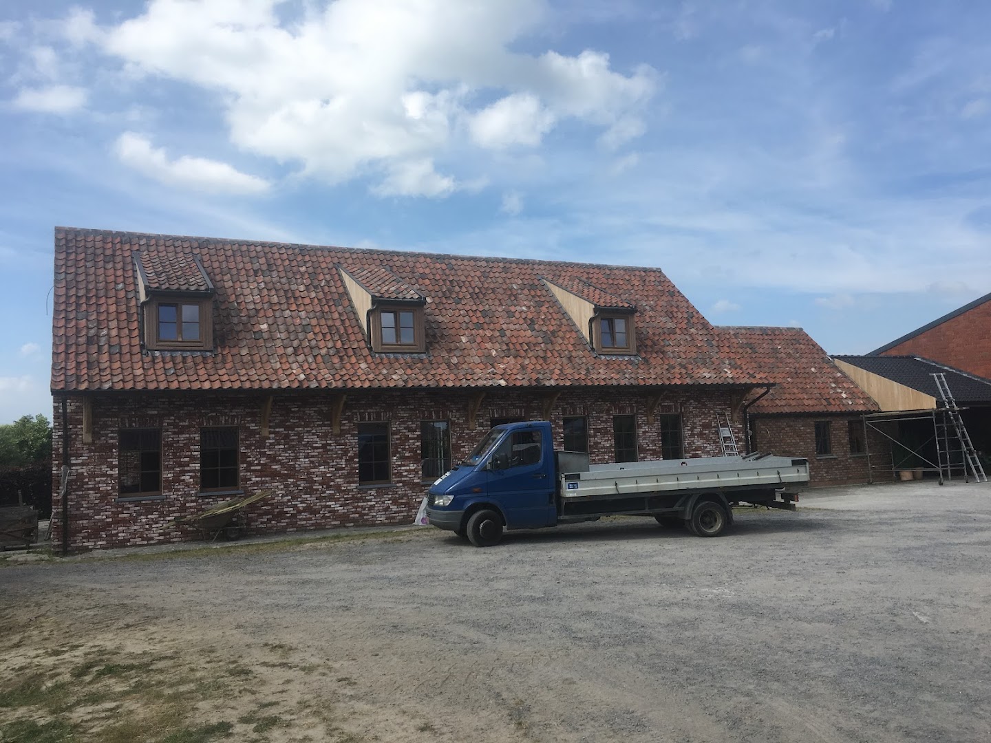 Foto van Dakwerken Nyffels Wim in Oostrozebeke — Dakdekker (foto 3)