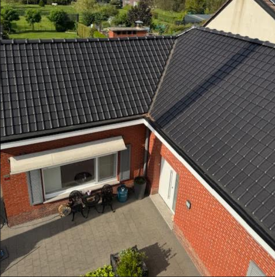 Foto van Dakwerken HDL bouw bv. Bornem in Bornem — Dakdekker Foto van Dakwerken HDL bouw bv. Bornem in Bornem — Dakdekker