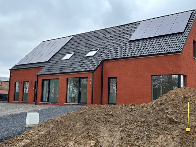 Foto van DAKWERKEN VANDEN HEEDE BV in Wortegem-Petegem — Dakdekker (foto 3)