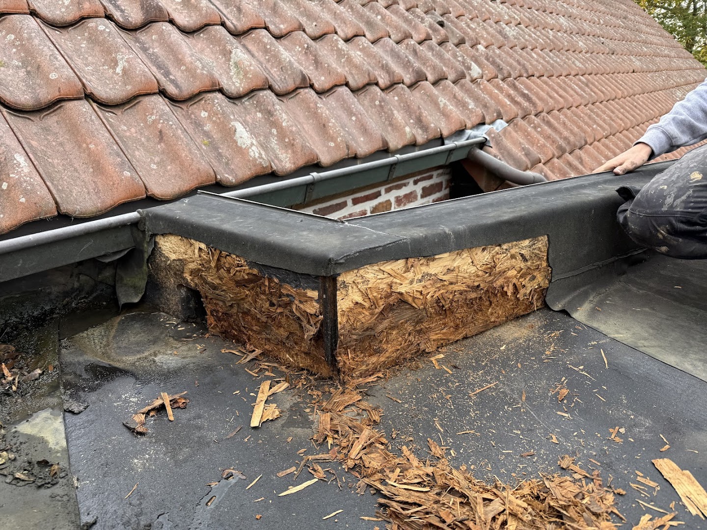 Foto van Dakwerken MDS in Sint-Pieters-Leeuw — Dakdekker (foto 2)