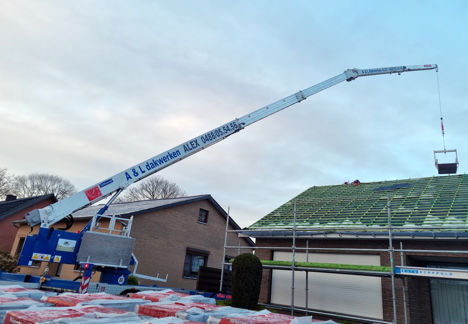 Foto van A & L dakwerken ALEX in Hechtel-Eksel — Dakdekker Foto van A & L dakwerken ALEX in Hechtel-Eksel — Dakdekker
