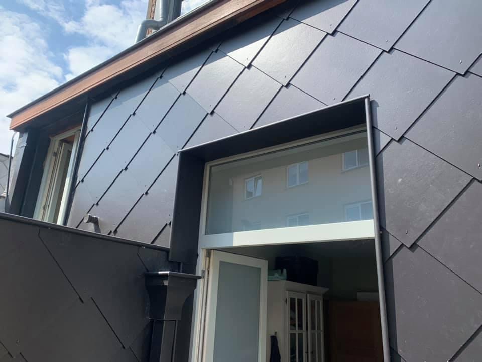 Foto van VFD Dakwerken | Pannendaken, leien daken, speciale dakconstructies | Gevelbekleding in Kortemark — Dakdekker Foto van VFD Dakwerken | Pannendaken, leien daken, speciale dakconstructies | Gevelbekleding in Kortemark — Dakdekker