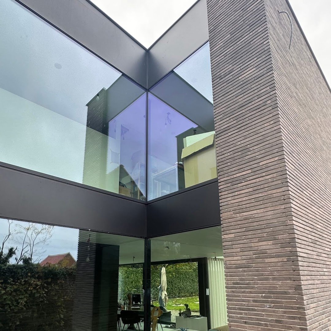 Foto van Naessens P bv in Destelbergen — Dakdekker (foto 2)