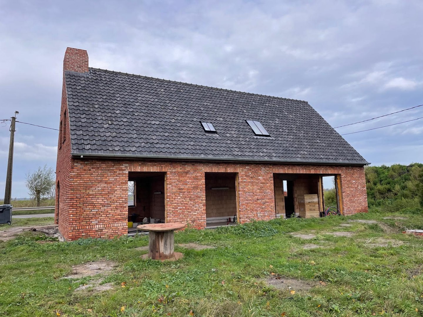 Foto van De Cuyper Dak- en Zinkwerken in Veurne — Dakdekker Foto van De Cuyper Dak- en Zinkwerken in Veurne — Dakdekker
