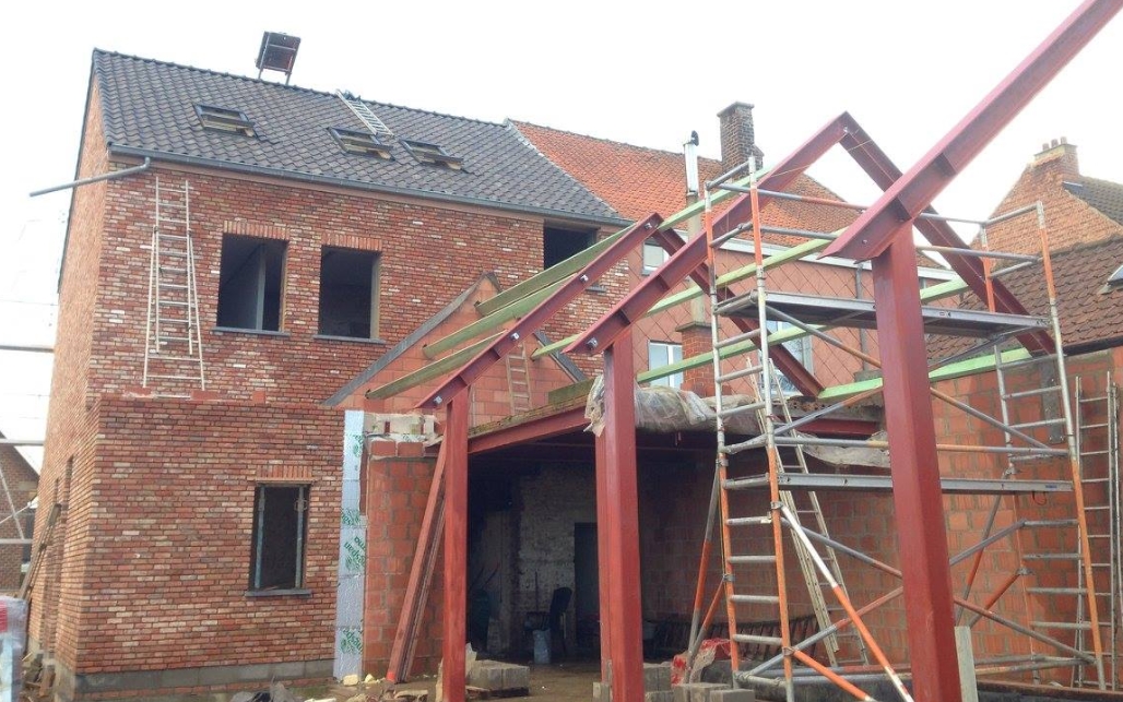Foto van Solidroofs in Asse — Dakdekker (foto 2)